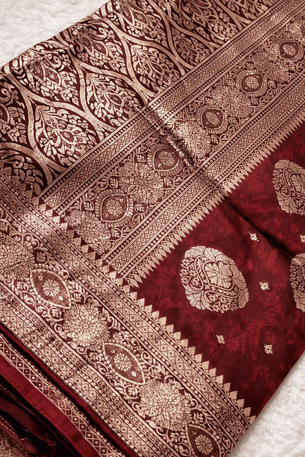 Maroon Wedding Banarasi Silk Saree with Blouse Piece - Kanyaraa