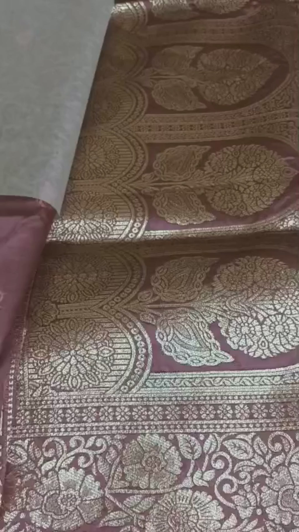 Mauve Pink Authentic Varanasi Banarasi Silk Saree in Traditional Gold Zari